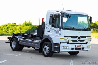 Nákladné auto Mercedes Atego nový hákový nosič kontajnerov