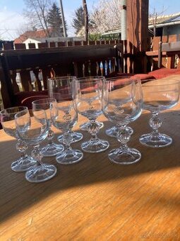 Sada kryštalovych poharov