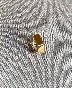 Zlatá náušnica, predám