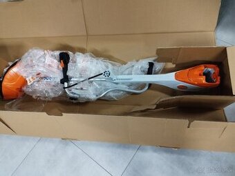 Stihl aku krovinorez  FSA 135 200 400 zaruka 4/2028