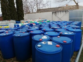 plastové sudy 220 litrové a bandasky