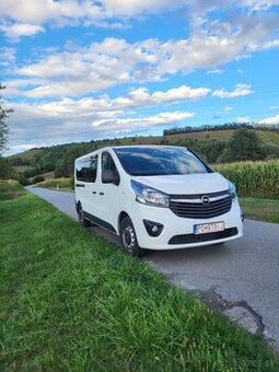 OPEL VIVARO 1,6 BITURBO 92kW 9-miestne
