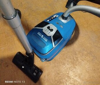 Vysávač Rowenta Silence Force Extreme Compact RO566101