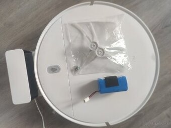 Predám Xiaomi vaacum esential