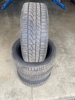 Predam 4 kusy zimne pneu 235/45R18 94V
