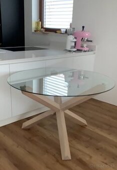 Jedálenský stôl Kave Home, priemer 120cm + DOVOZ ZDARMA