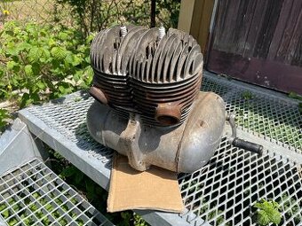 Motor Jawa 350 354 kyvacka
