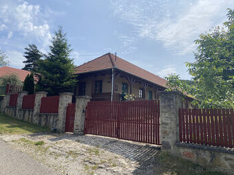 PREDAJ Rodinný dom s nádherným pozemkom Mogyoróska, Maďarsko