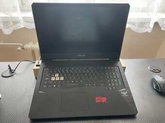 ASUS TUF GAMING 17"