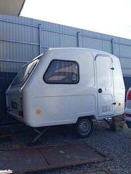 Karavan Niewiadow N126