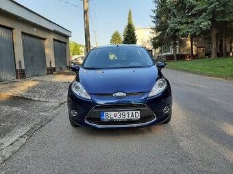 Ford fiesta 1.3 benzín 60 kw 43 000 km