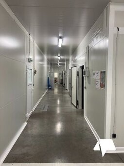 Plne zariadená výrobná prevádzka potravinového zamerania