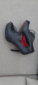 Wojas lodicky na viazanie