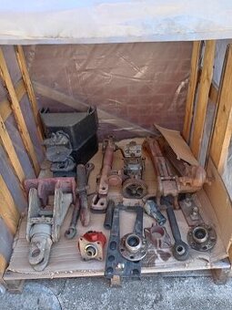 Na Zetor náhradné fiely