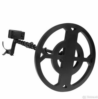 Novy detektor kovov s displejom -klasický, alebo dohľadávací