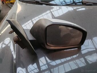 Práve spätne zrkadlo Renault Megane 3