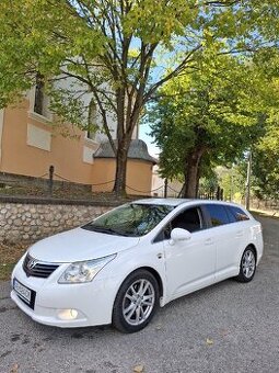 Toyota Avensis T27 2.2 D-CAT 110 kW AUTOMAT

