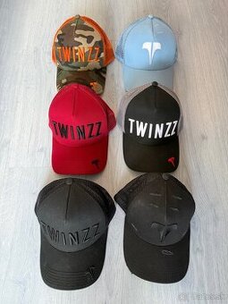 Šiltovky TWINZZ , rôzne farby,. 6ks