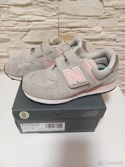 Topanky New Balance veľ. 32