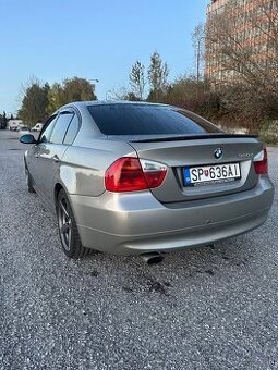 BMW e90 320D