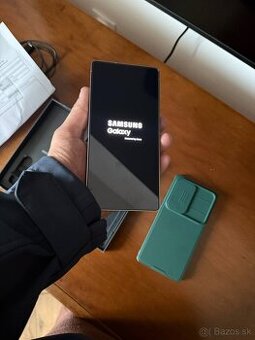 Predám SAMSUNG GALAXY S25 ULTRA 12GB/512GB + obal zadarmo
