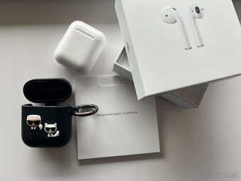 Apple AirPods 2 generácie