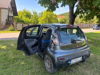 Citroën c1 1.0 benzín 4 dverové