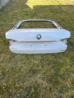 SKODA SUPERB 5 DVERE
