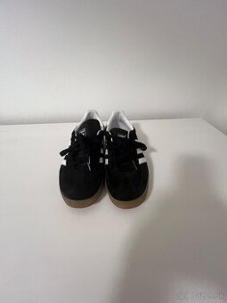 Adidas gazelle indoor cierne 39,5