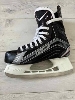 BAUER VAPOR X 200 VEĽKOSŤ 44,5 V STAVE NOVÝCH