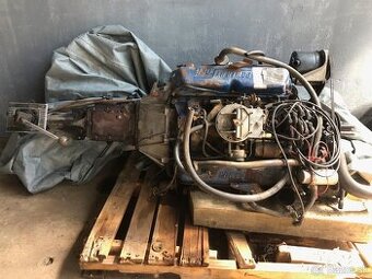 1968 - 70 Ford Mustang 302 ci motor s manualnou prevodovkou