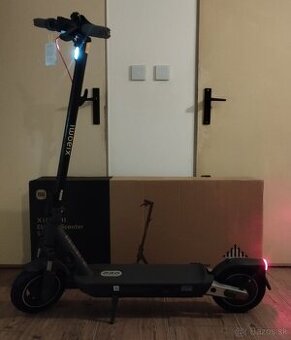 Predám novú elektrolobežku Xiaomi Electric Scooter 5 Pro.