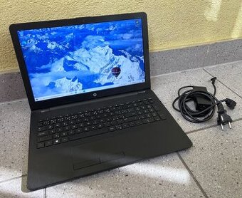 HP 15 / Celeron N3060 / 4GB RAM / 128GB SSD / 15.6"