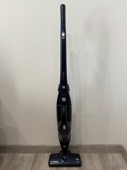 Tyčový vysávač Bosch Move 18V