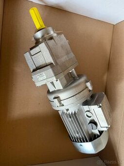Elektromotor s prevodovkou