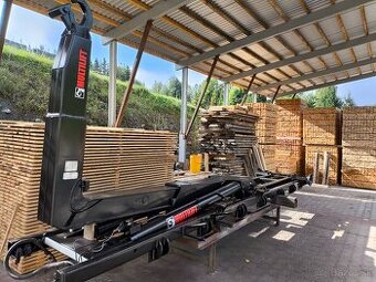 Hákový nosič kontajnerov - 1