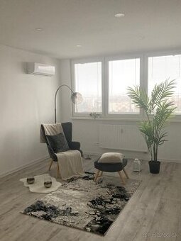 Na predaj 2-izb. byt na Chrenovej v Nitre.