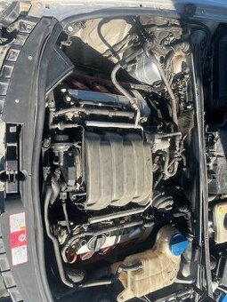 Predám motor 2.4 benzín audi a6 c6