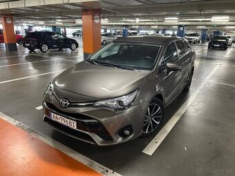Toyota Avensis 2018r. 2.0D4D diesel