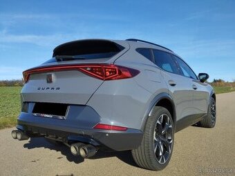 Cupra Formentor 1.5 TSI,sportovní sedadla + výfuk,DPH- AKCE