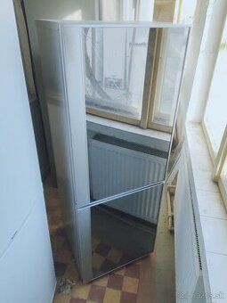 Predám chladničku Baumatic 151cm