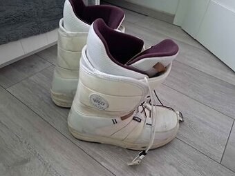 Snowboard topánky