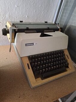 Predám písací stroj