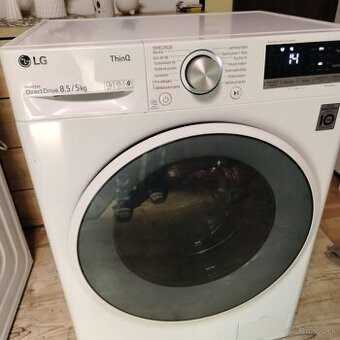 Lg pracka zo susickou