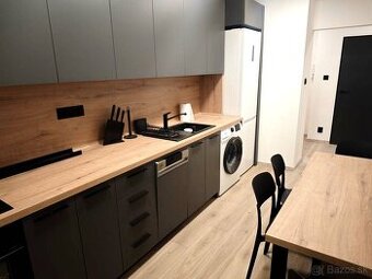 2 izbový veľký byt po rekonštrukcii Obrancov mieru