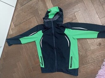 Nepremokavá a vetru vzdorná bunda