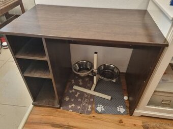 darujem písací stôl