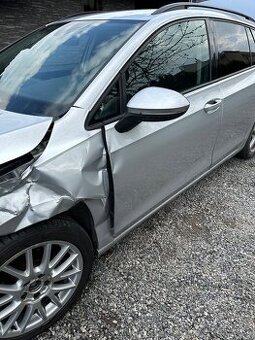 Kupim ľavý blatnik golf viii