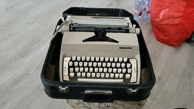 Mechanický písací stroj consul