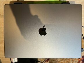 Apple MacBook Pro 16" Apple M2 Pro  Čip Rok2023